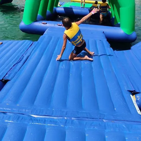 - 5 Beautiful Daire Flogita