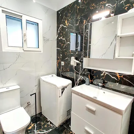 - 5 Beautiful Apartment