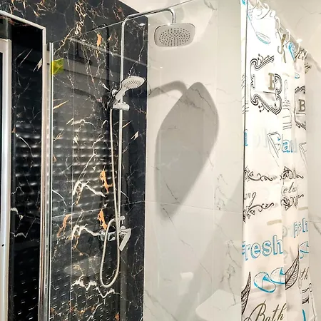 Daire - 5 Beautiful Flogita