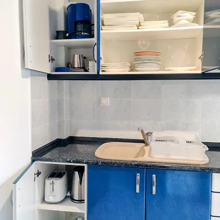 - 5 Beautiful Apartment