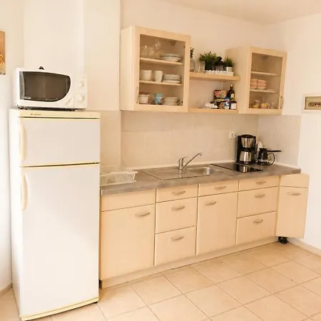 5 Seaside - 150m From Beach, Ideal For Families & Groups Flogita