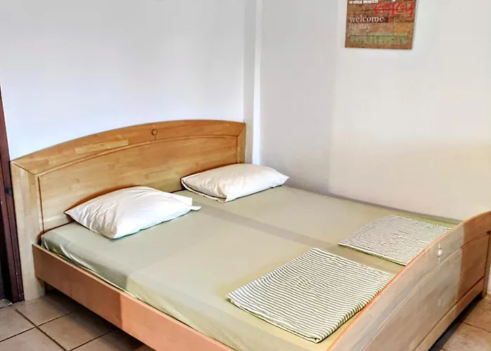 Apartament Aabb Flogita