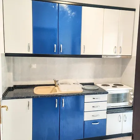 - 5 Beautiful * Flogita