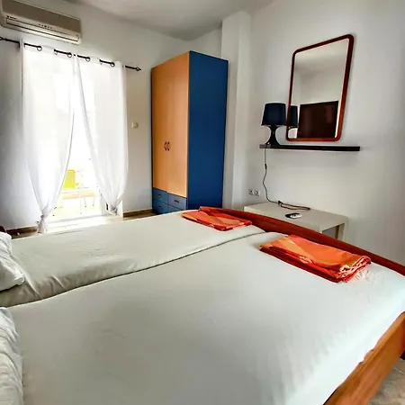 - 5 Beautiful Apartamento Flogita