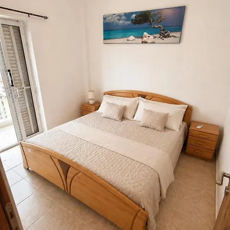 5 Seaside - 150m From Beach, Ideal For Families & Groups * Flogita